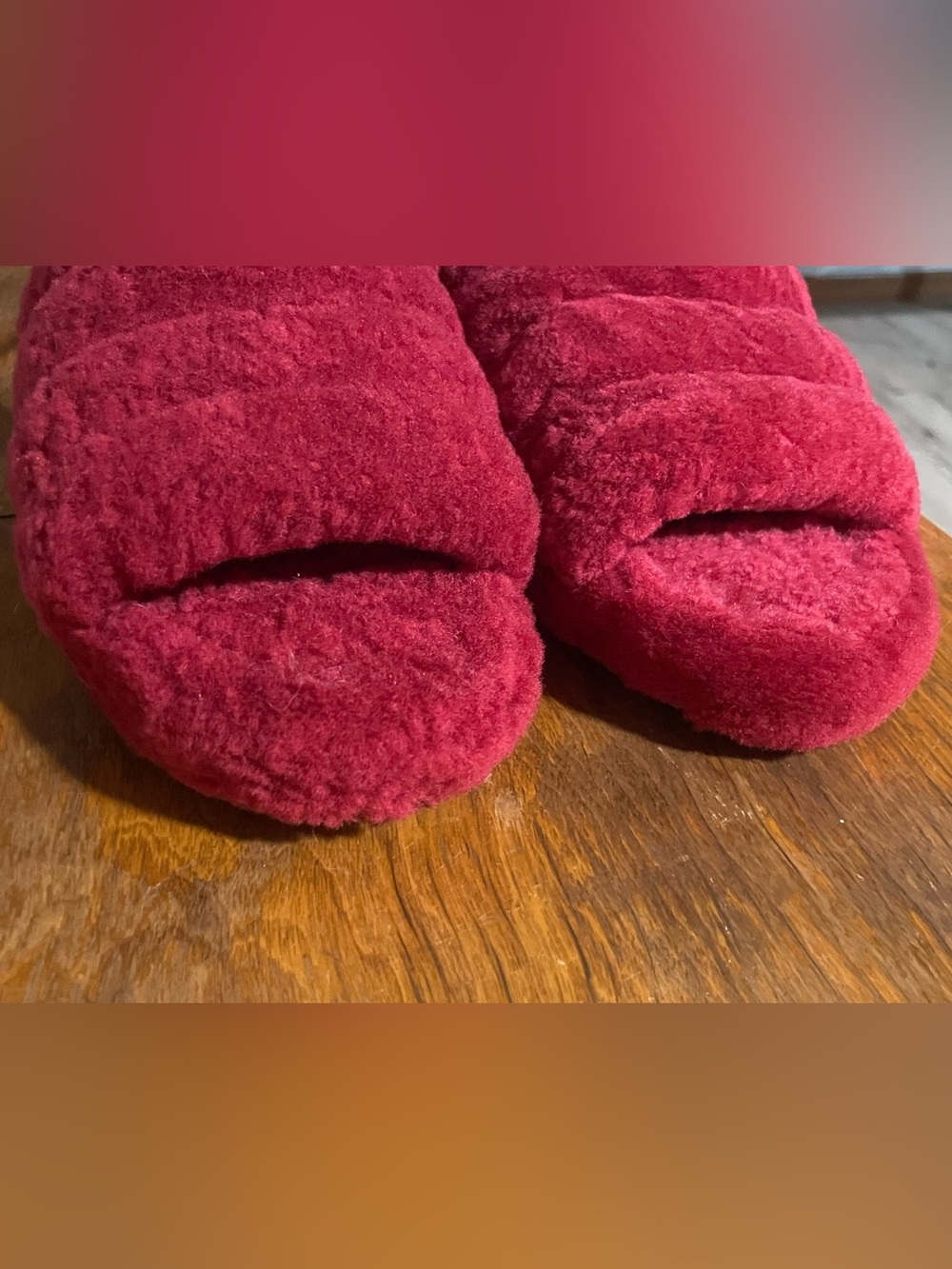 UGG Fluff Yeah Slippers - Picture 4 of 5